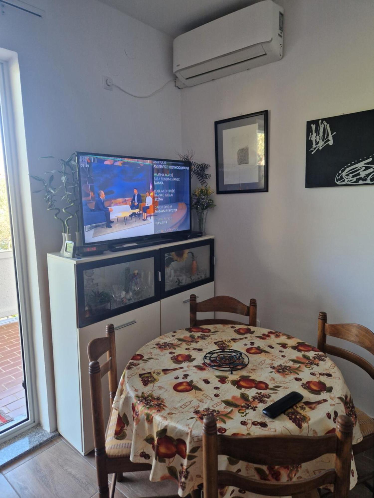 Vera Apartment Kampor ภายนอก รูปภาพ
