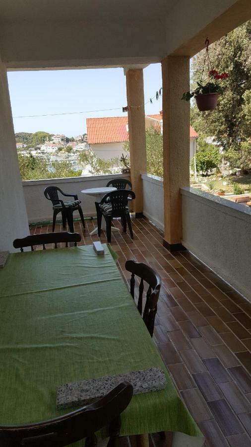 Vera Apartment Kampor ภายนอก รูปภาพ